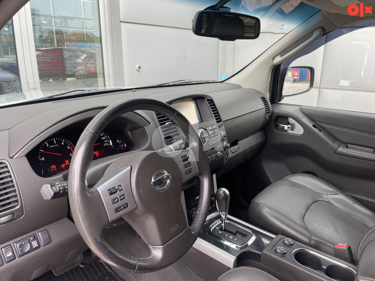 Nissan Pathfinder V6 4X4 Automatik 2014
