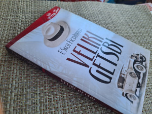 VELIKI GETSBI / Frensis Skot Ficdžerald