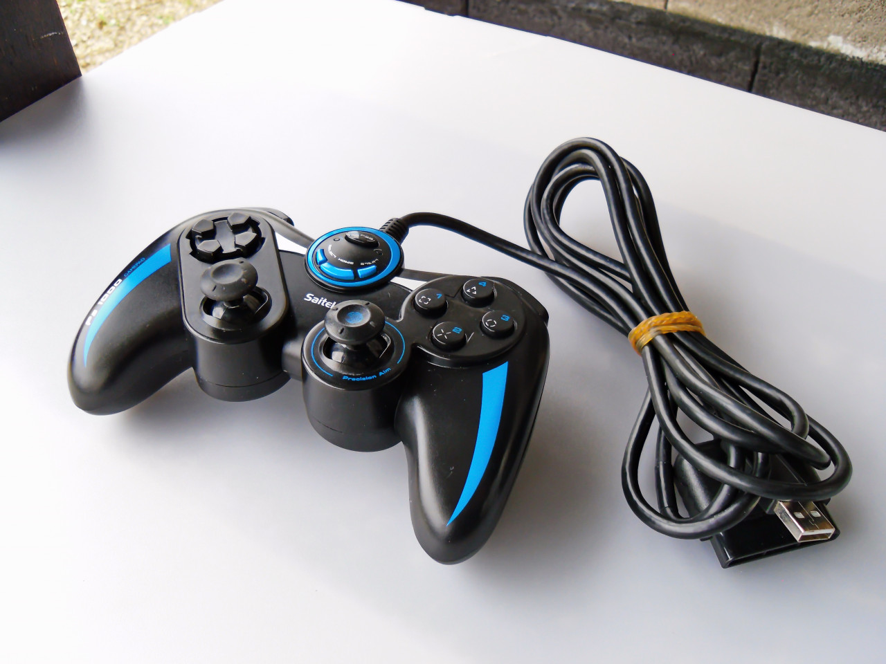 DŽOJSTIK "SAITEK" PS1000 DUAL ANALOG ZA PS2,PS3 I PC