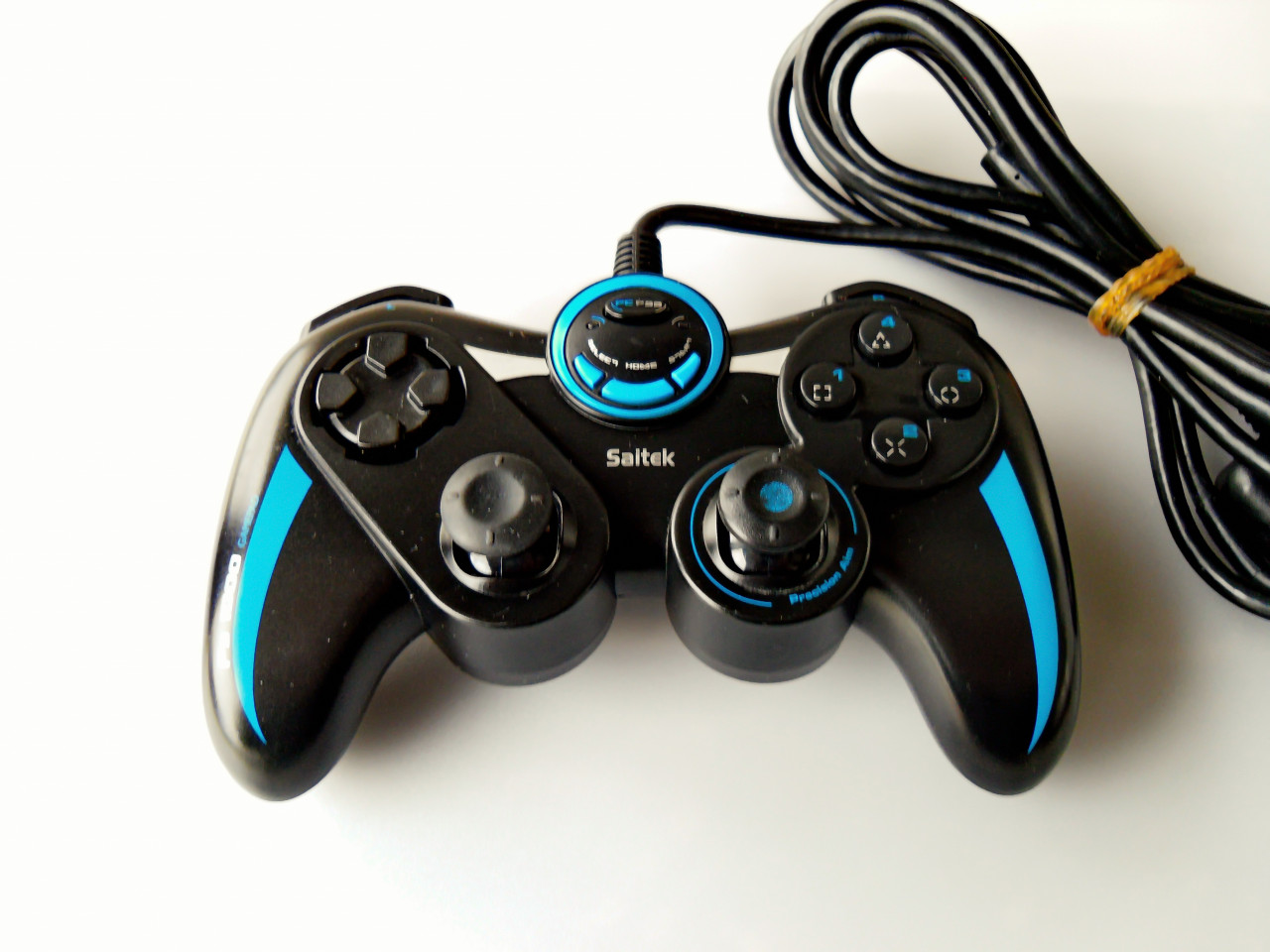 DŽOJSTIK "SAITEK" PS1000 DUAL ANALOG ZA PS2,PS3 I PC