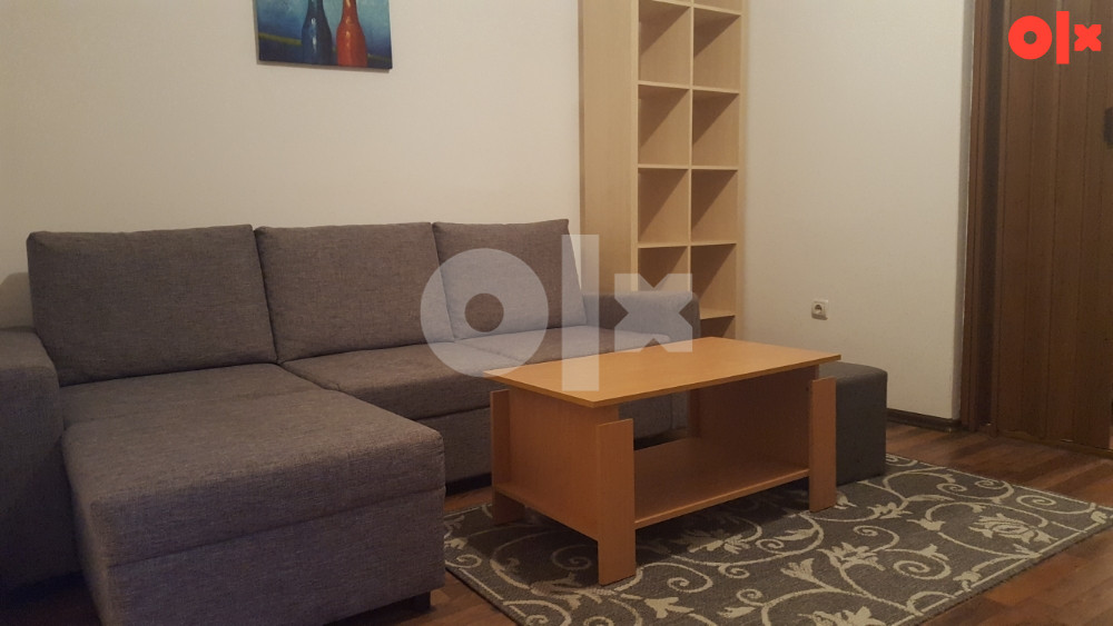 Iznajmljivanj stan Centar-Mejtaš 33m2 2