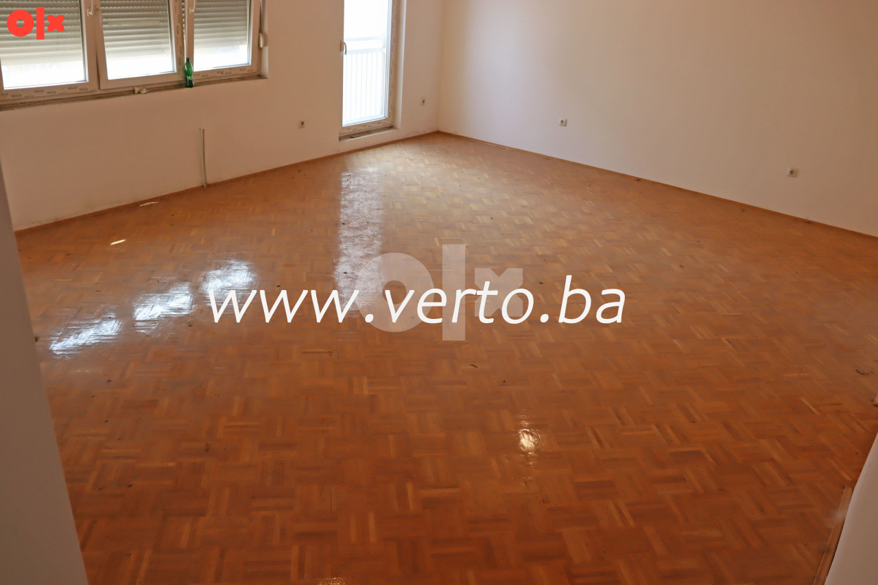 Stan, Centar, Živinice 97m2