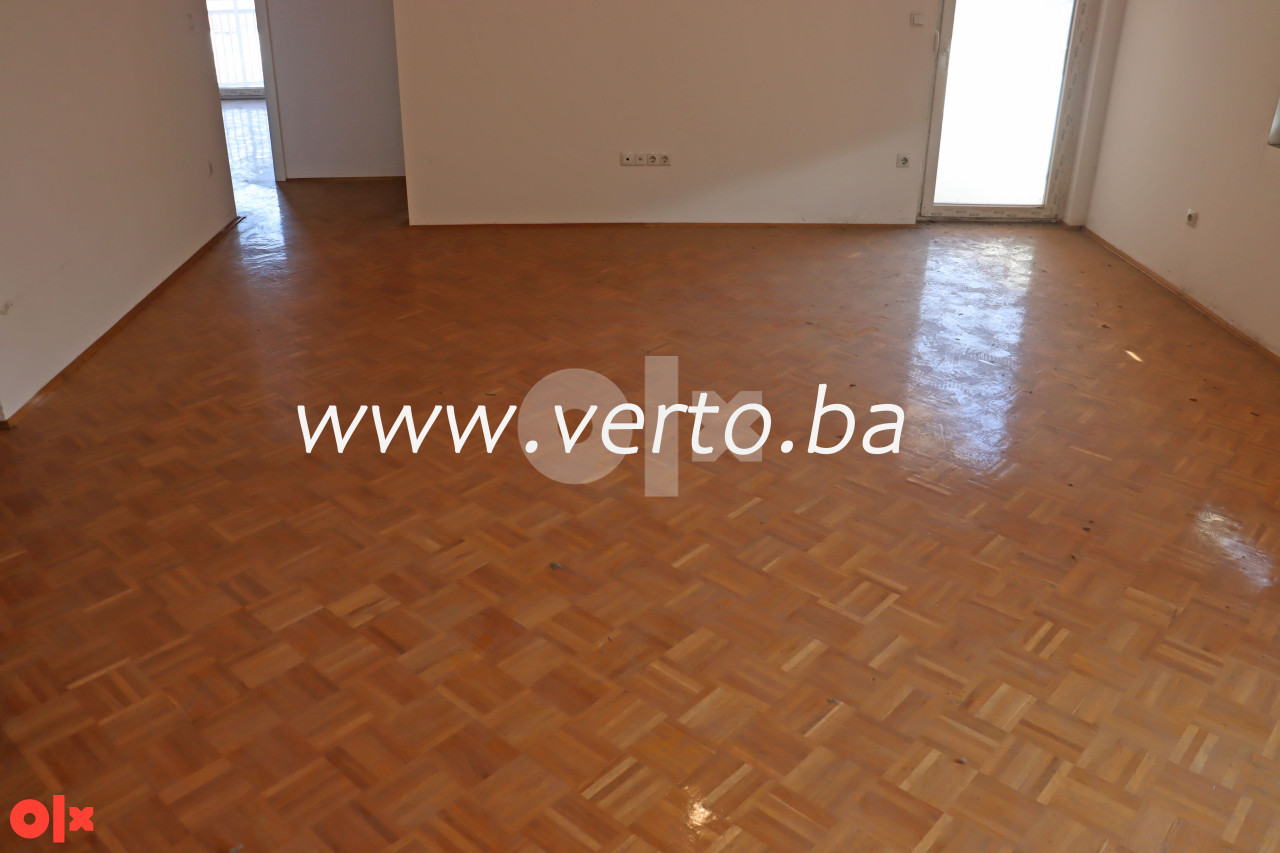 Stan, Centar, Živinice 97m2 2