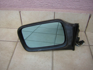 Lijevi elektricni retrovizor BMW e28 / serija 5