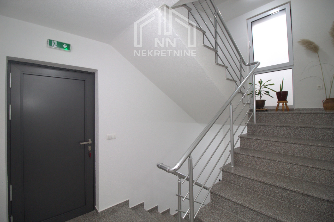 NN Nekretnine : Poslovni prostor 150m2 - Džidžikovac - Centar 14