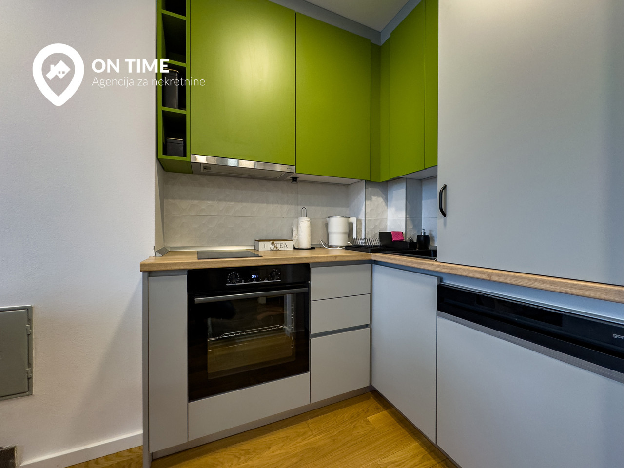 ON TIME prodaje: Apartman, dvosoban, Jahorina 11
