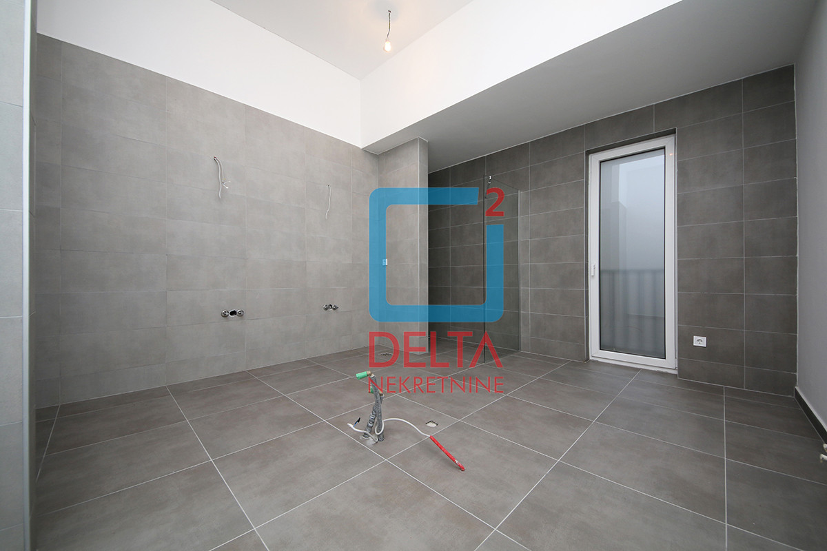 Četverosoban stan sa bakonom / 120m2 / Poljine Hills / Hotonj 8