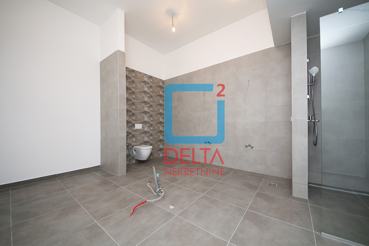 Četverosoban stan sa bakonom / 120m2 / Poljine Hills / Hotonj 9