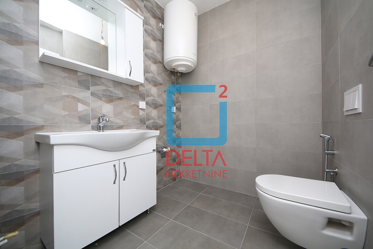 Četverosoban stan sa bakonom / 120m2 / Poljine Hills / Hotonj 12