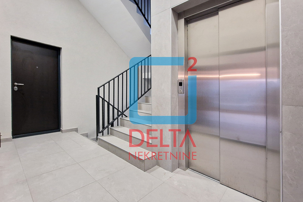 Četverosoban stan sa bakonom / 120m2 / Poljine Hills / Hotonj 18