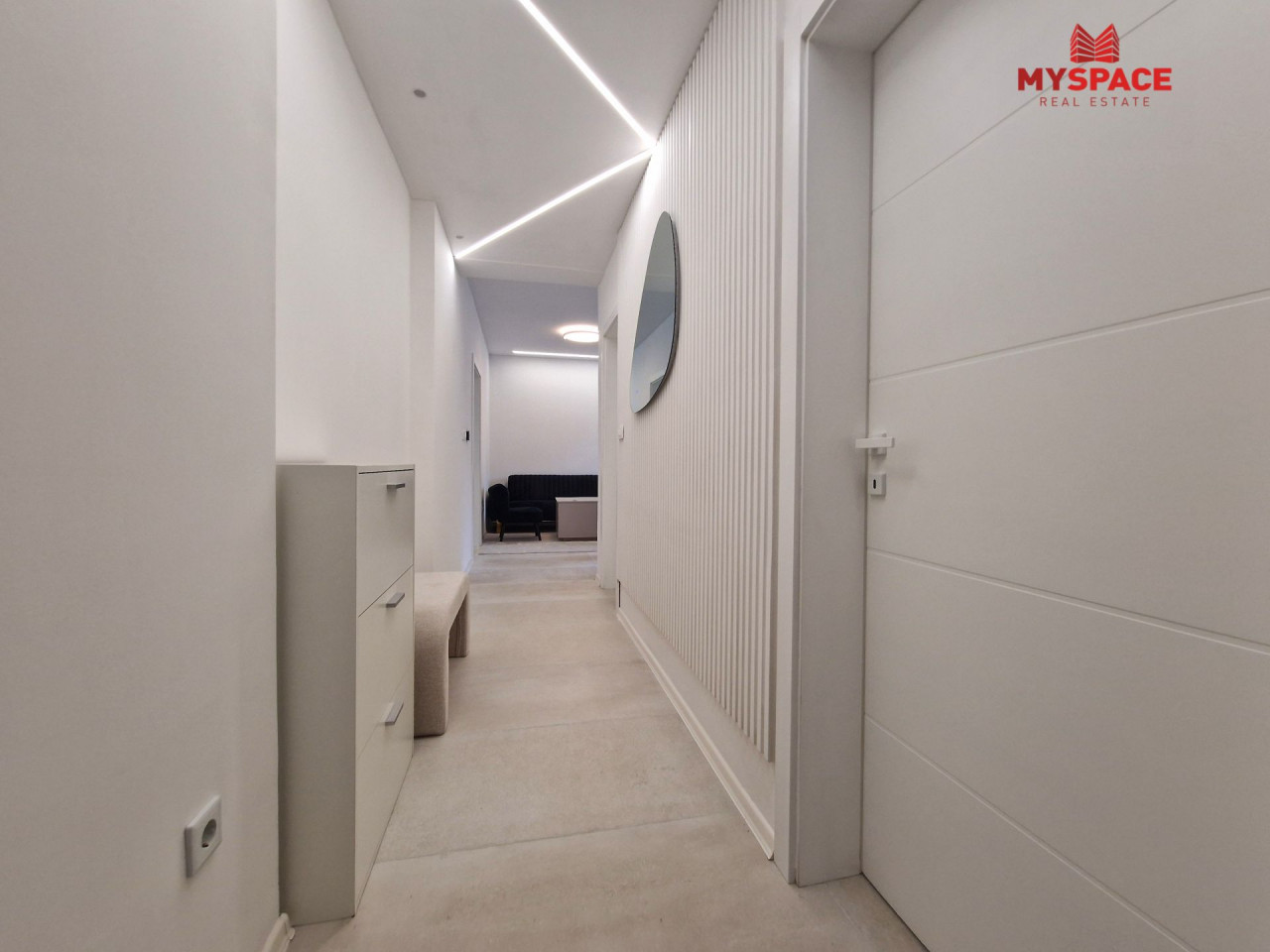 MY SPACE/ LUX Stan/ Marijin Dvor/ RENOVIRAN/ 57(60)m2 8