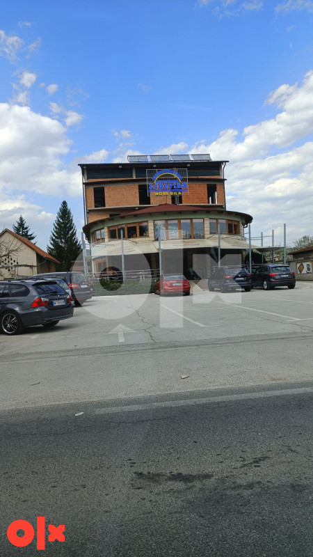 RESTORAN PIZZERIA POSLOVNI PROSTOR 2