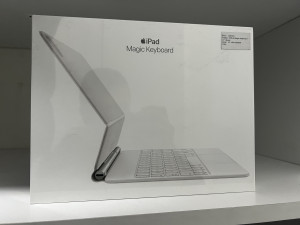 Apple Magic Keyboard 11" Ipad pro*NOVO*