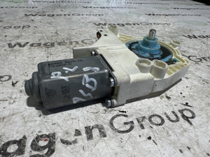 Motoric podizaca Audi A4 B8 (fotografija 1)