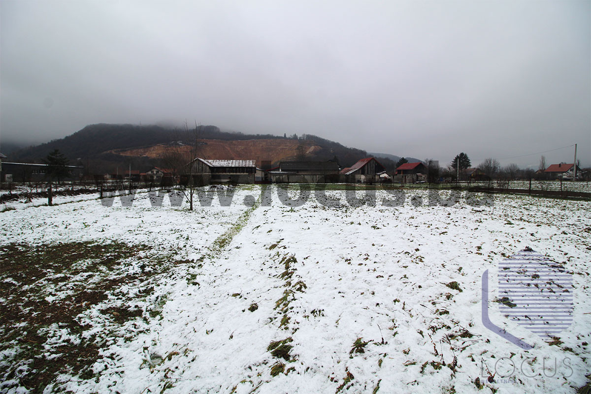 LOCUS: Poslovni objekat na parceli 7.890m2, Lepenica 17