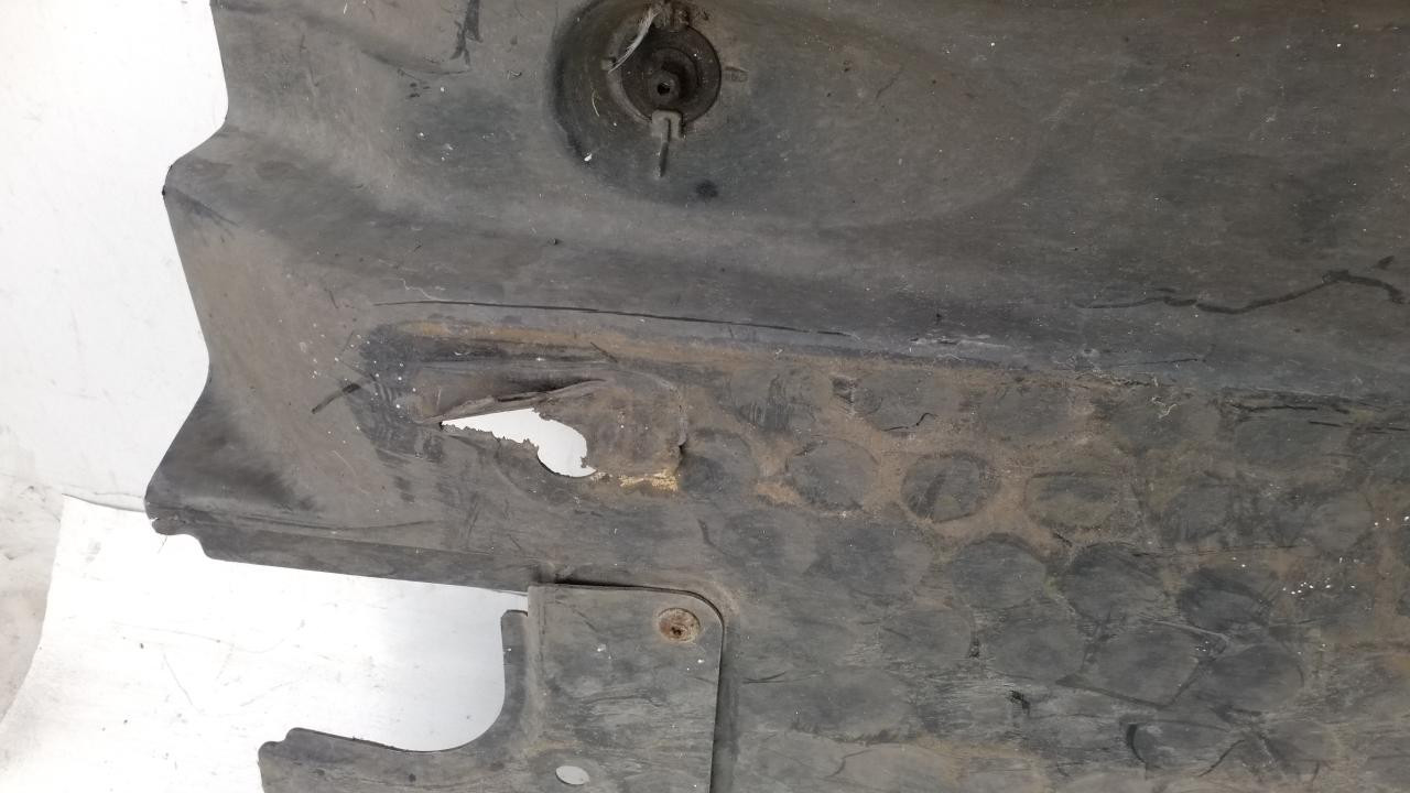 3C0825202E ZASTITA MOTORA  Volkswagen PASSAT 3C0 2005-
