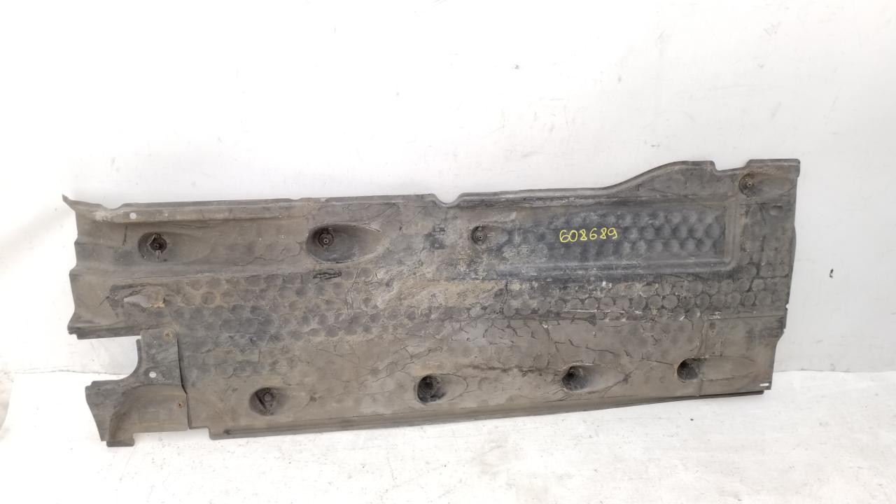 3C0825202E ZASTITA MOTORA  Volkswagen PASSAT 3C0 2005-