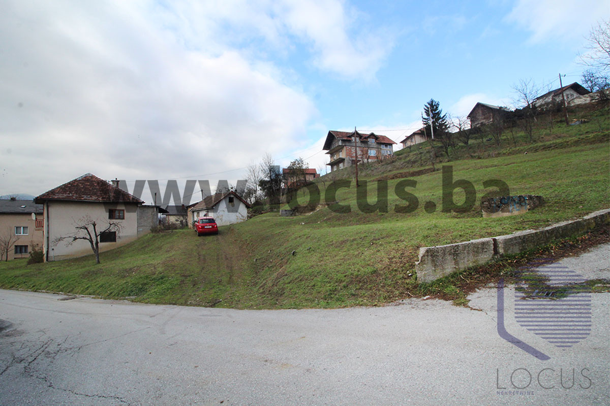 LOCUS: Kuća na parceli 2.153m2, Briješće, Novi Grad 2