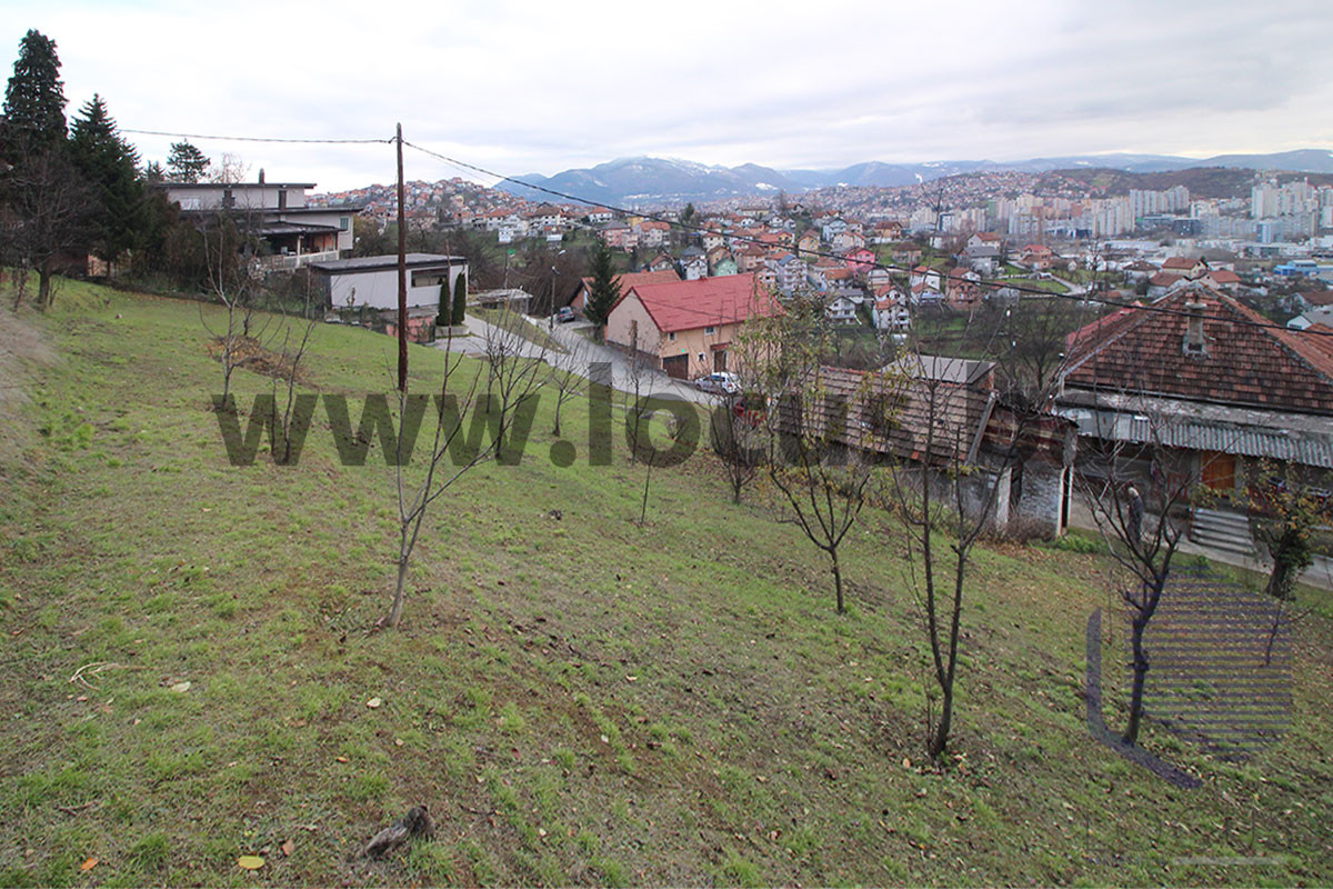 LOCUS: Kuća na parceli 2.153m2, Briješće, Novi Grad 11