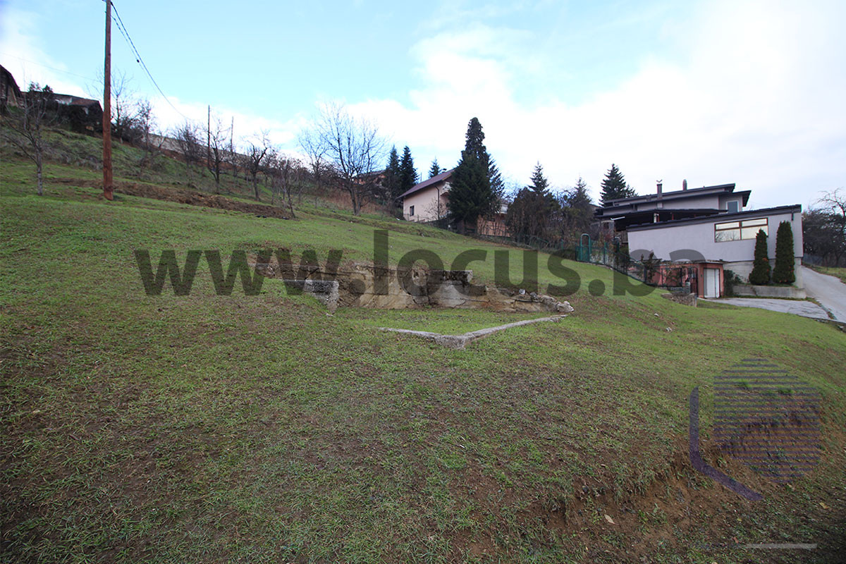 LOCUS: Kuća na parceli 2.153m2, Briješće, Novi Grad 12