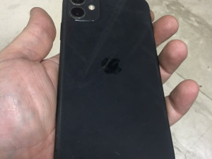 Iphone 11 zaključan