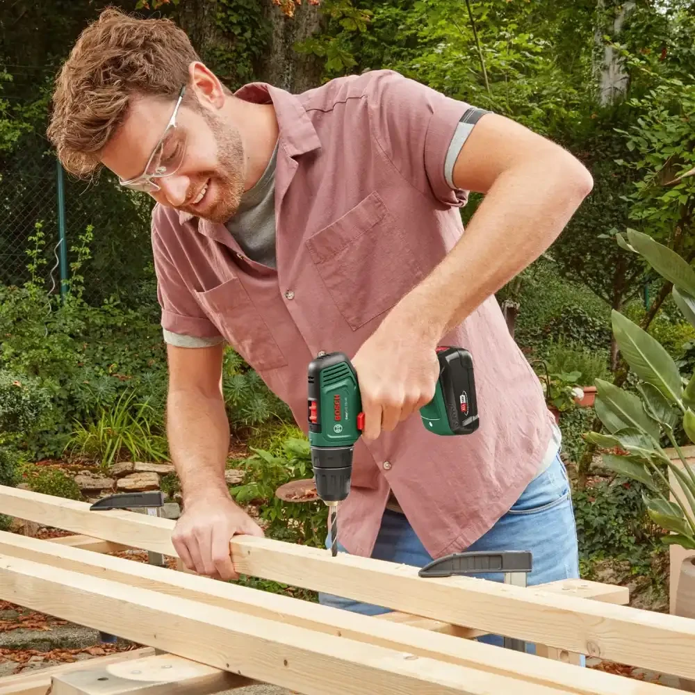 Bosch Aku Bušilica - Odvijač EasyDrill 18V-40