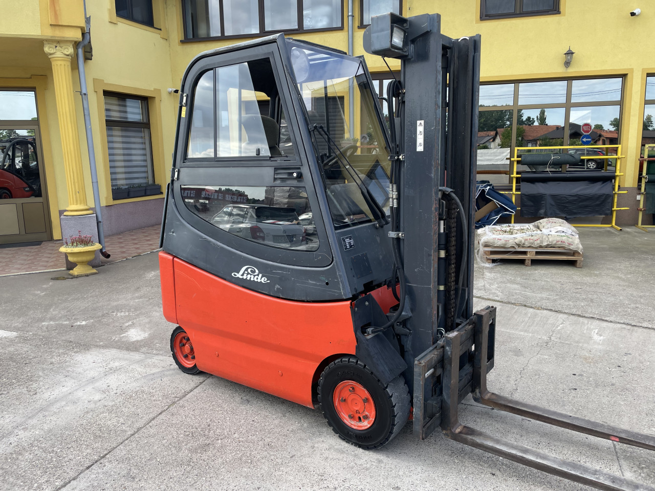Viljuskar Linde E20