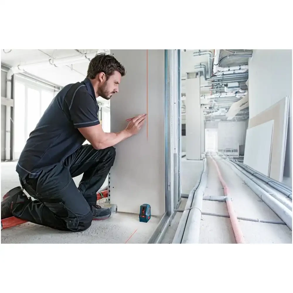 BOSCH Laserski nivelir križni GLL 2-10 Professional