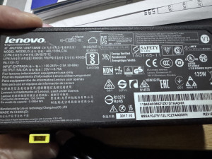 Punjač za Lenovo laptope 135W 20V (6,75A)