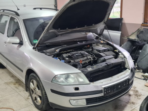Kompjuter motora škoda octavia 2.0 TDI