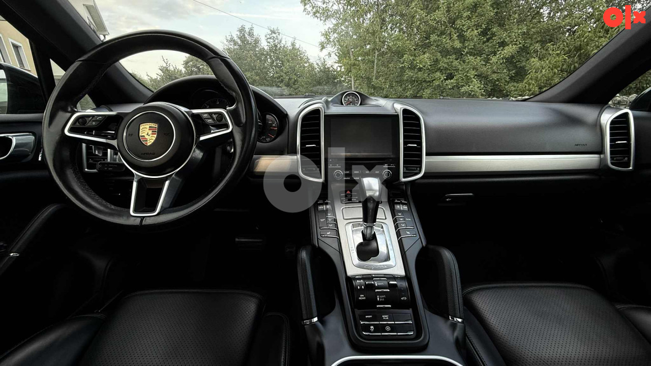 Porsche Cayenne Platinum Edition 2017