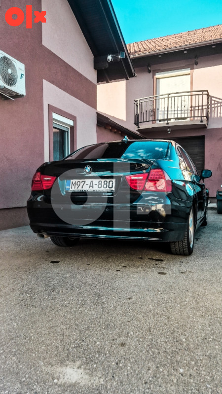 BMW E90 318d - 2011