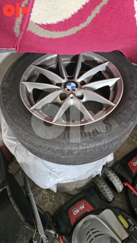 BMW E90 318d - 2011