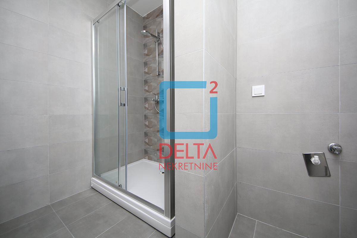 AKCIJA! Trosoban stan sa balkonom / 90m2 / Poljine Hills 12