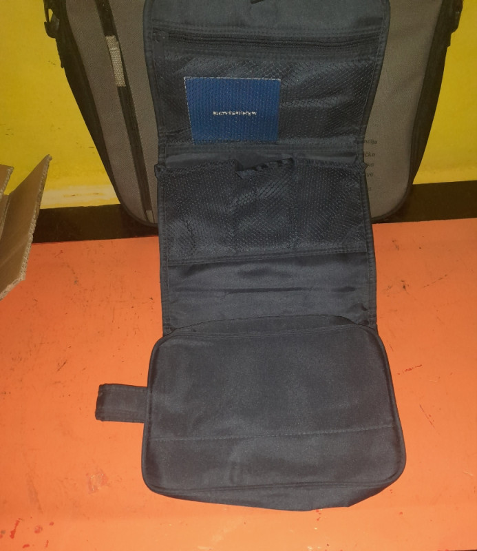 TORBA ZA LAPTOP ILI BILO STA DRUGO POKLON ASESOAR RUKSAK TORBICA