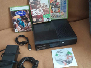 XBOX 360 E SLIM ( XBOX )