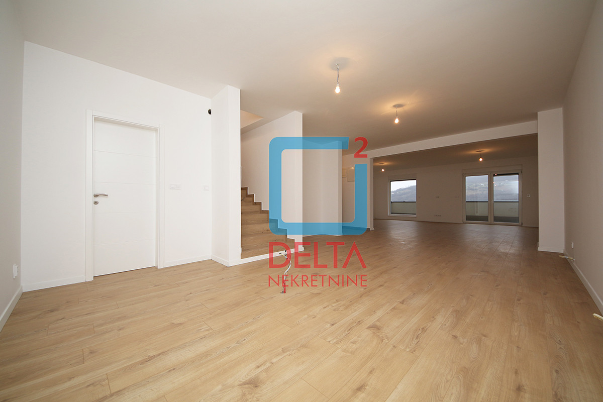 PENTHOUSE petosoban stan sa dvije terase / 164m2 / Poljine hills 6