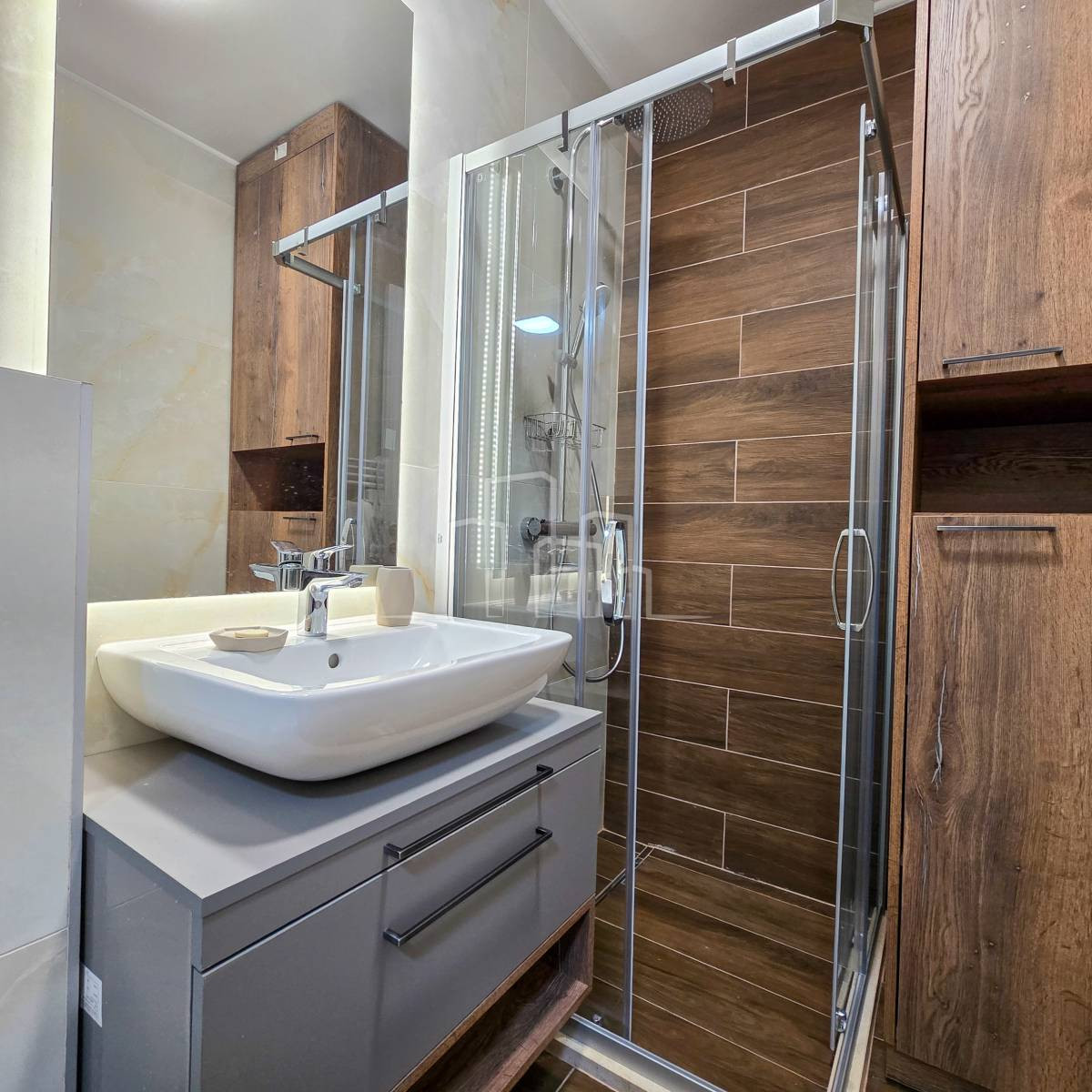 Opremljen Apartman 37m2 Snježna dolina Jahorina 19