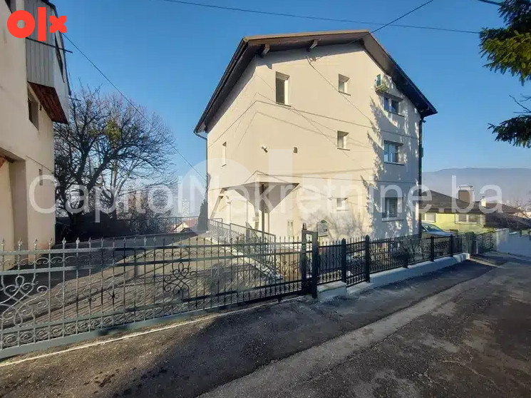 Renovirana kuća sa četri stana i garažom, Soukbunar 2