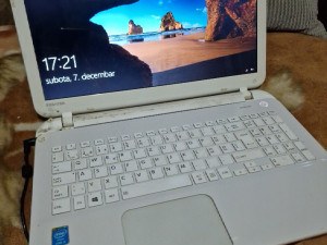 Toshiba L50 dijelovi