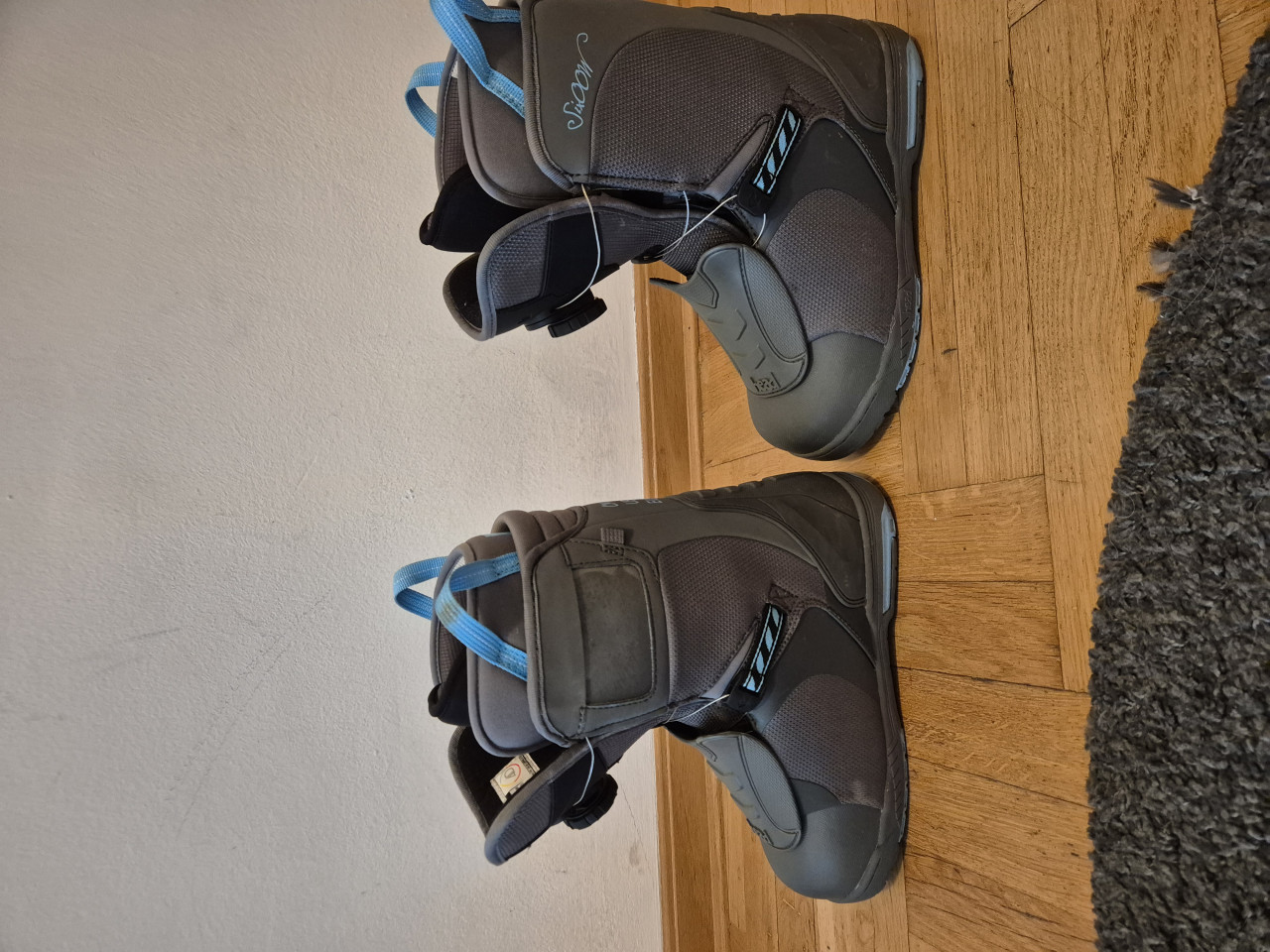 Snowboard buce 37
