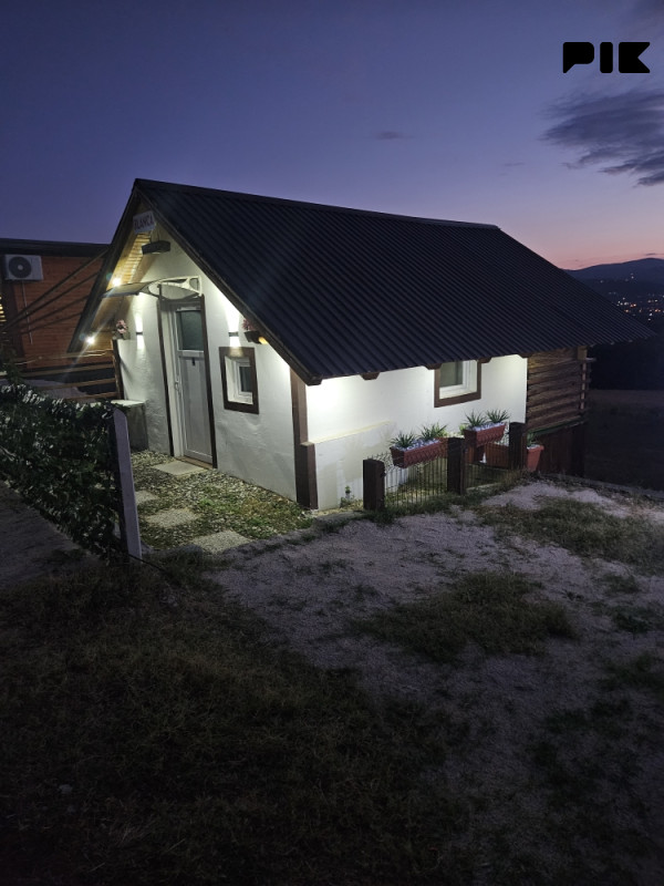 Vikendica Travnik / Nova Bila