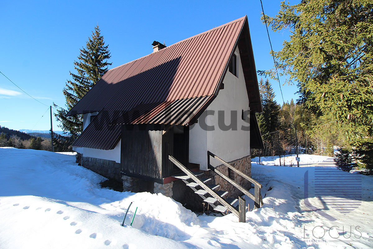 LOCUS: Vikendica pored ski staze, Balvanište, Jahorina 4