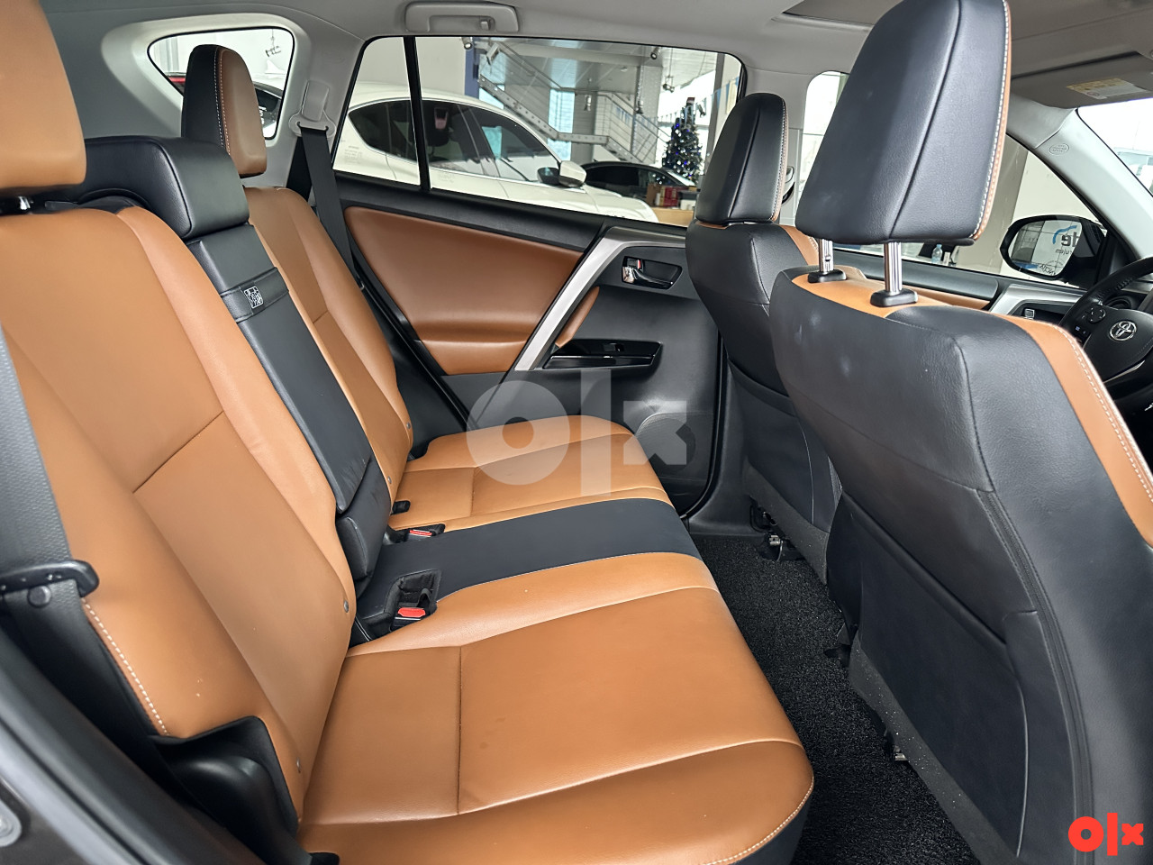 Toyota RAV4 AWD A/T 2018.