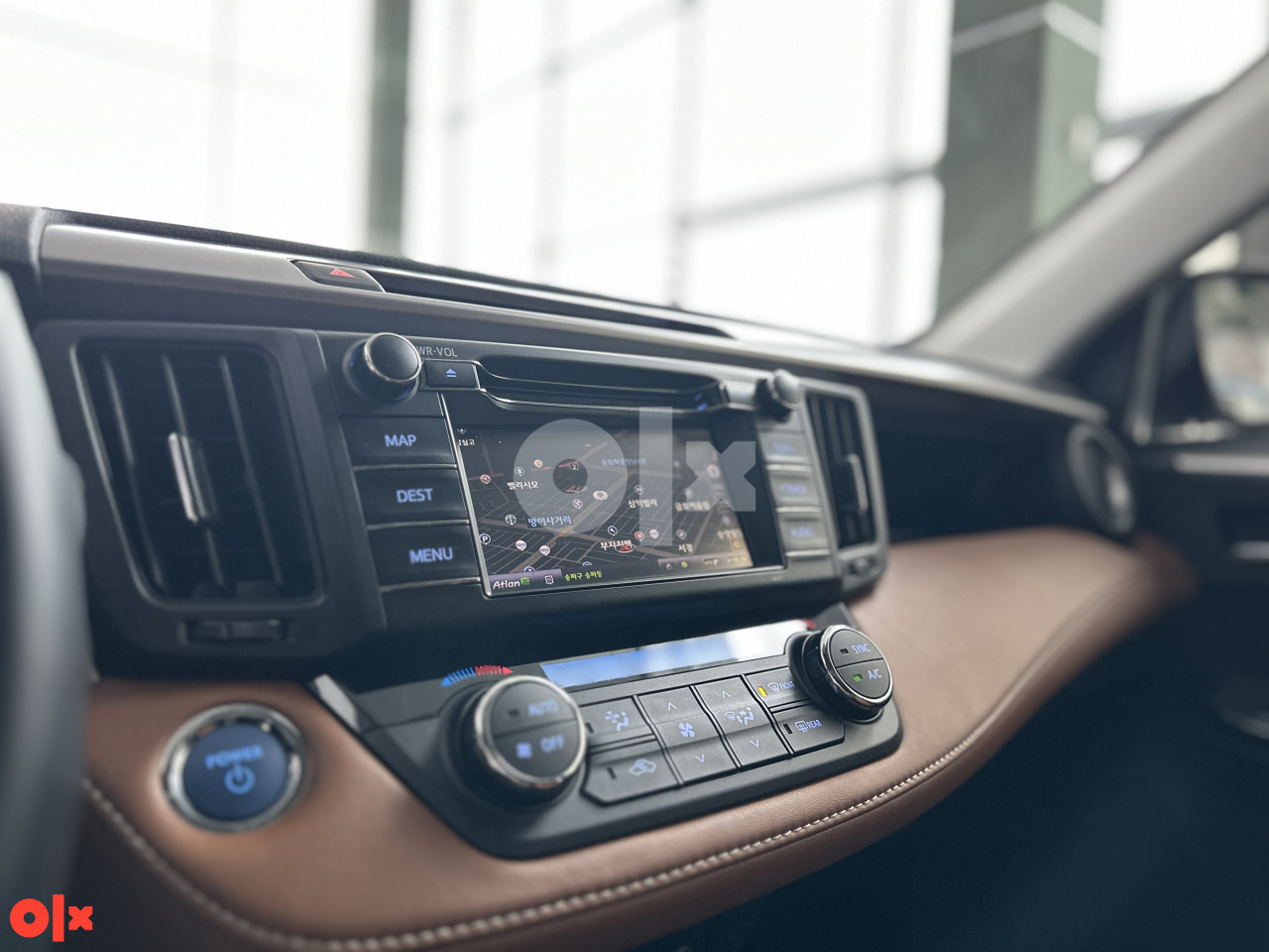Toyota RAV4 AWD A/T 2018.