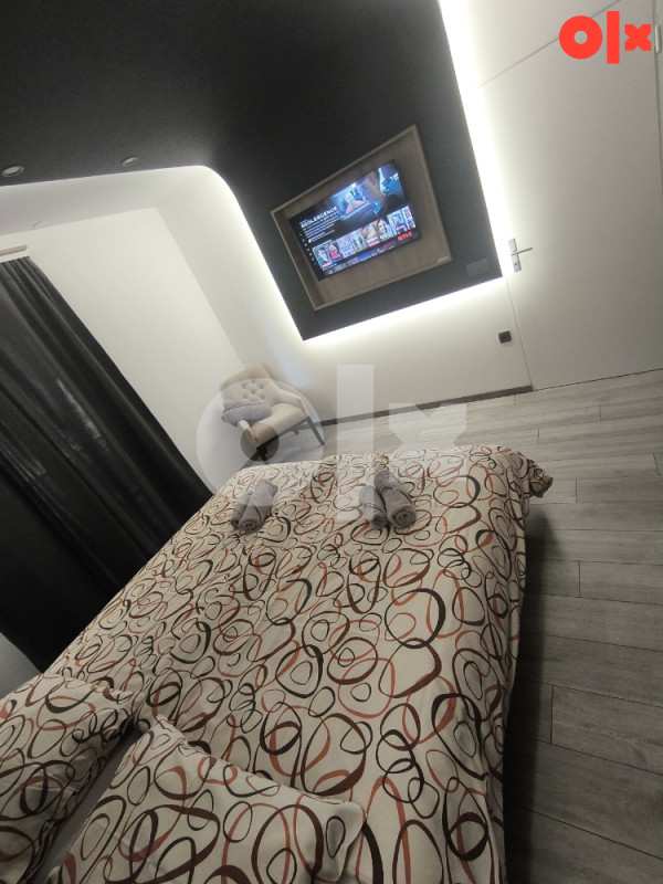 Stan na dan Mostar 0038763426950 parking Netflix Playstation 5 2