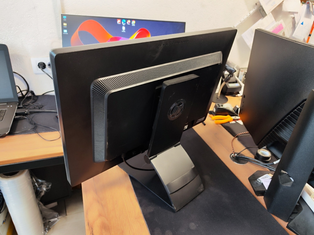 Monitor HP 24" E241i IPS FHD Led