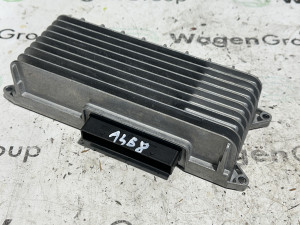 Pojacalo Audi A4 B8