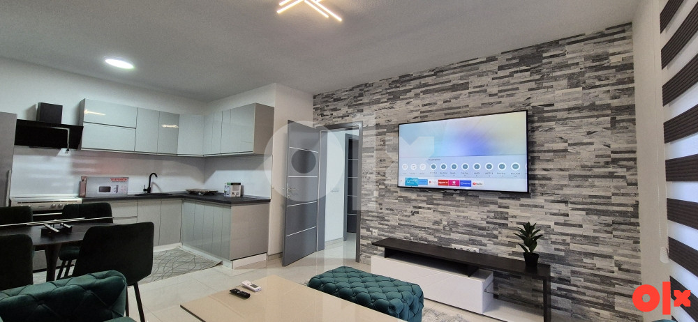 Kuca sa bazenom, stan na dan, apartman **061412226 7
