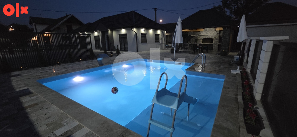 Kuca sa bazenom, stan na dan, apartman **061412226 2